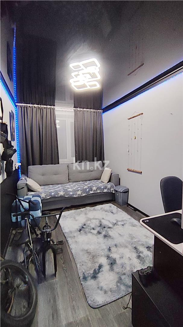 Продажа 3-комнатной квартиры, 63 м², мкр-н Восток-2 - Продажа квартир в Караганде фото 5 из 11