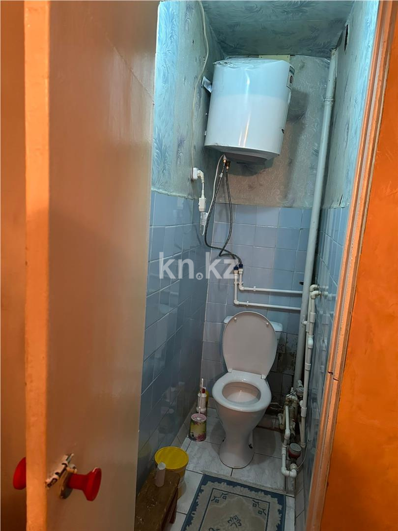 Продажа 3-комнатной квартиры, 58 м², ул. Аманжолова - Продажа  трехкомнатных квартир в Караганде фото 10 из 10