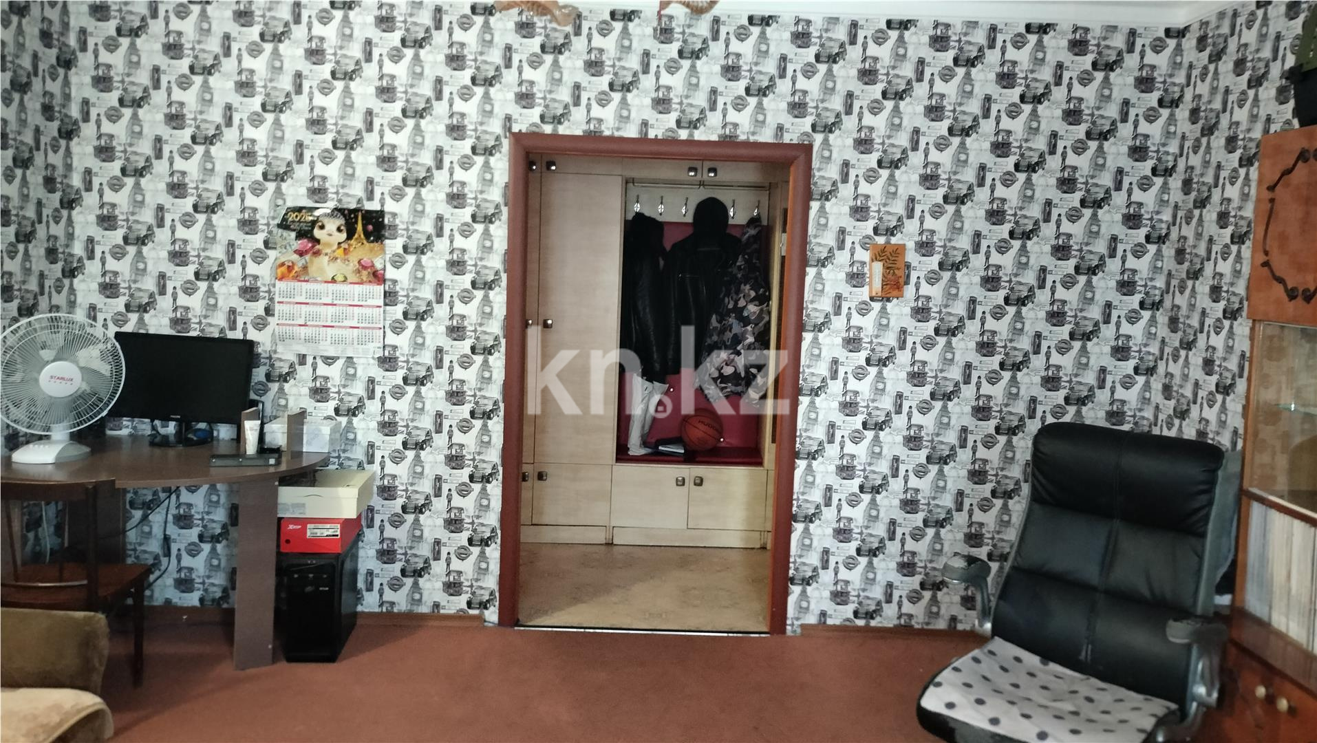 Продажа 4-комнатной квартиры, 78 м², 15 мкр. - Продажа  четырехкомнатных квартир в Караганде фото 2 из 12