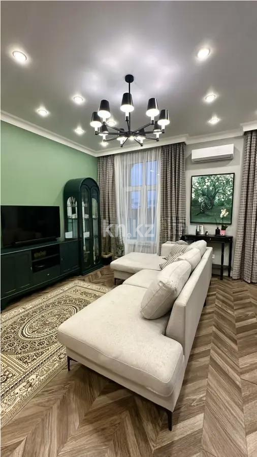 Продажа 3-комнатной квартиры, 93 м², ул. Гоголя - Продажа квартир в Караганде фото 1 из 6