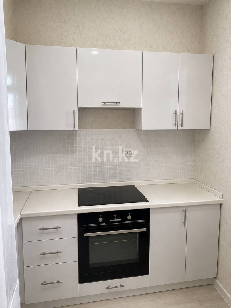 Аренда 1-комнатной квартиры, 35 м² в Астане