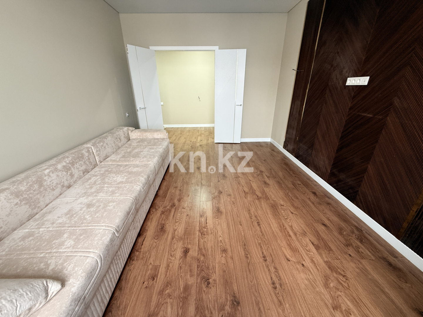 Продажа 2-комнатной квартиры, 70 м², ул. Букетова, дом  3 в Караганде - фото 3