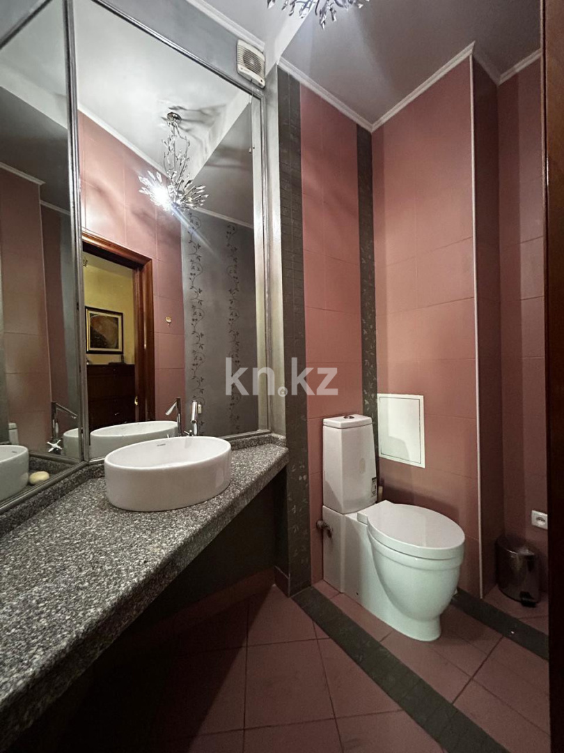 Аренда 2-комнатной квартиры, 77.5 м², пр. Абылай хана, дом  92 - Аренда  двухкомнатных квартир помесячно в Алматы с фото фото 14 из 16