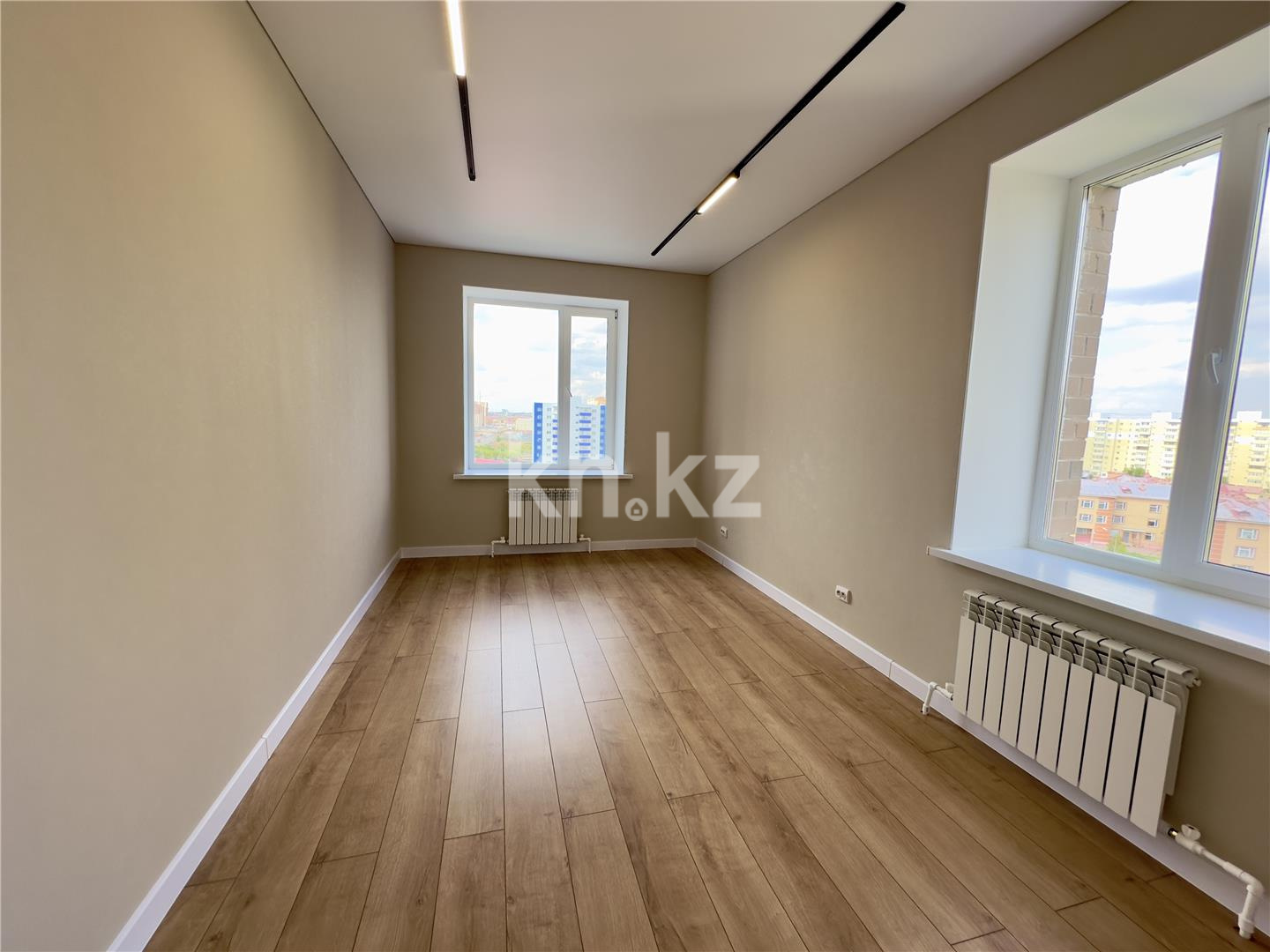 Продажа 3-комнатной квартиры, 97 м², пр. Шахтеров, дом  68 - Продажа  трехкомнатных квартир в Караганде фото 12 из 37