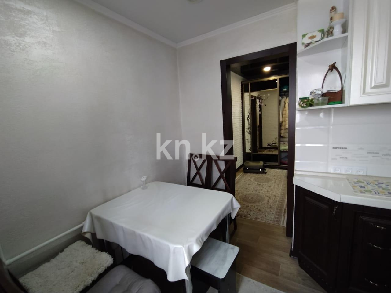 Продажа 2-комнатной квартиры, 46 м², ул. Ермекова - Продажа  двухкомнатных квартир в Караганде фото 11 из 24