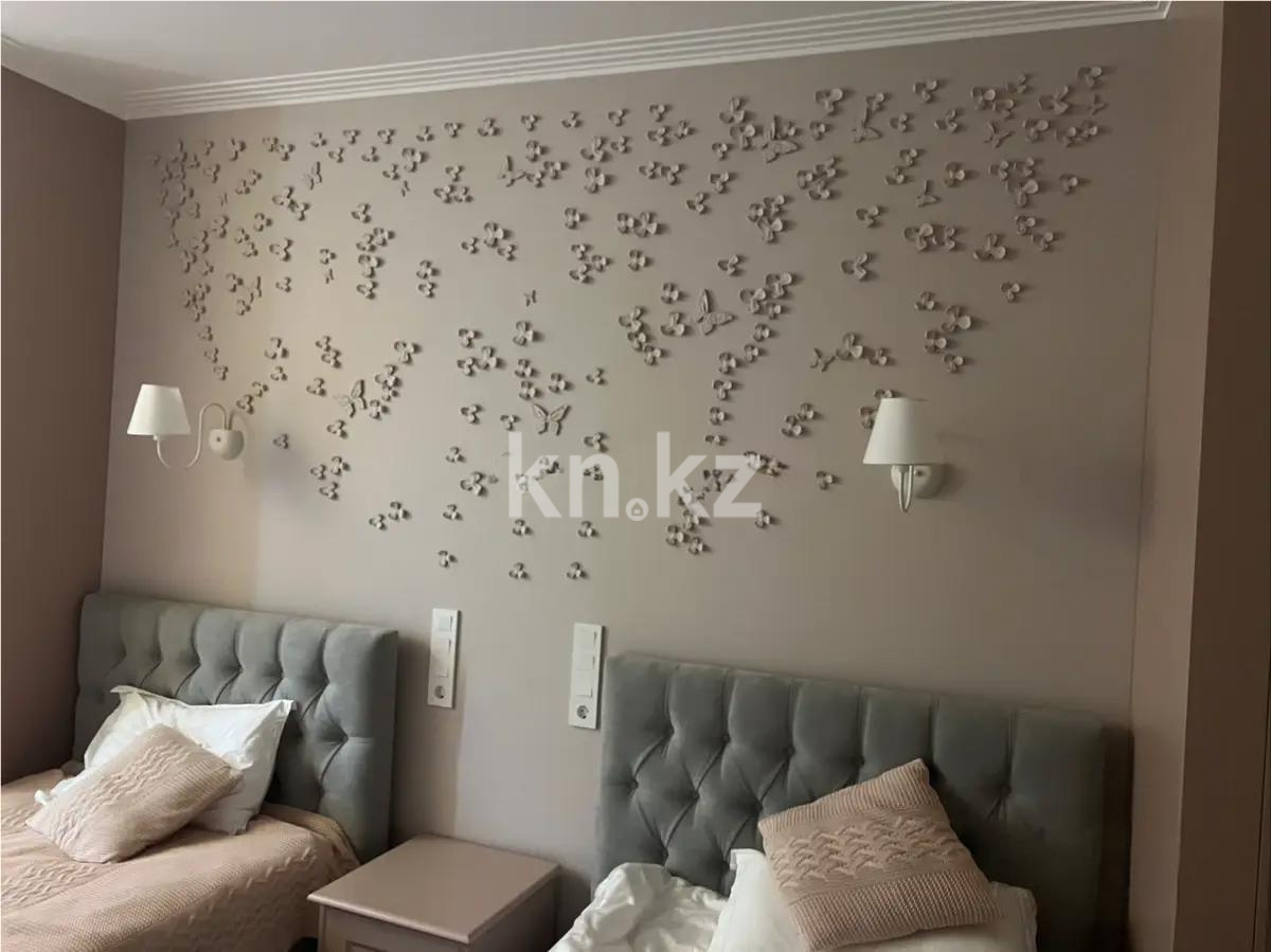 Продажа 4-комнатной квартиры, 200 м², ул. Сейдимбека, дом  110/1 в Алматы - фото 2