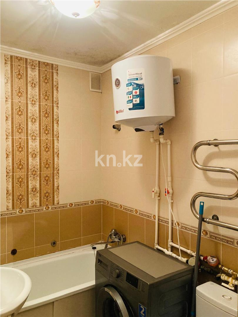 Продажа 2-комнатной квартиры, 44 м², ул. Язева - Продажа  двухкомнатных квартир в Караганде фото 9 из 11