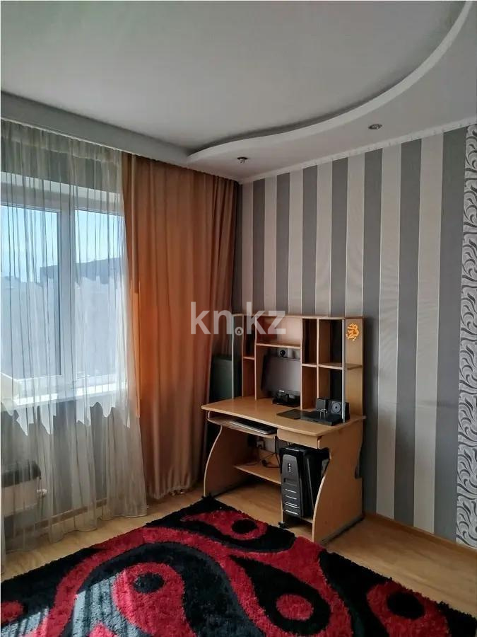 Продажа 3-комнатной квартиры, 75 м², мкр. Аксай-1, дом  18 - Продажа квартир в Алматы фото 1 из 5