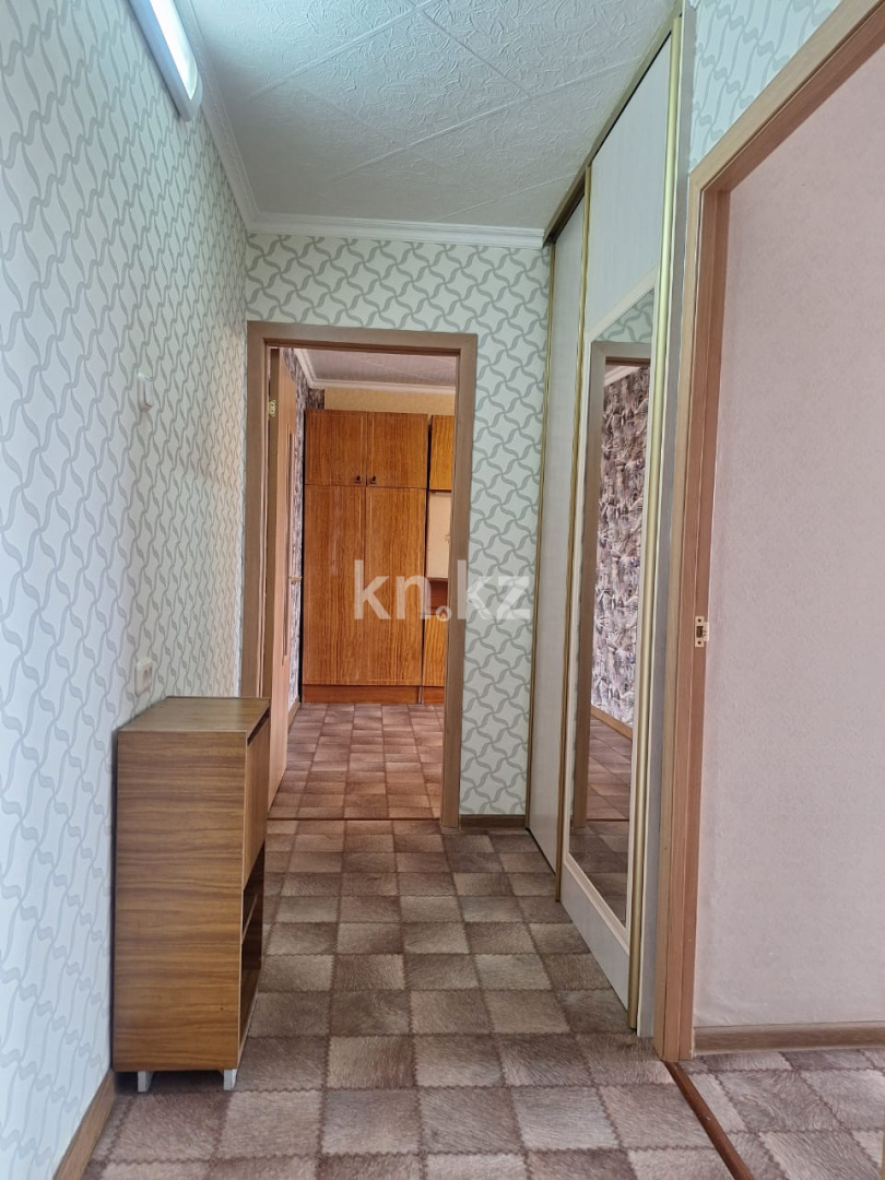 Продажа 2-комнатной квартиры, 47 м², мкр-н 14, дом  13 в Караганде - фото 11