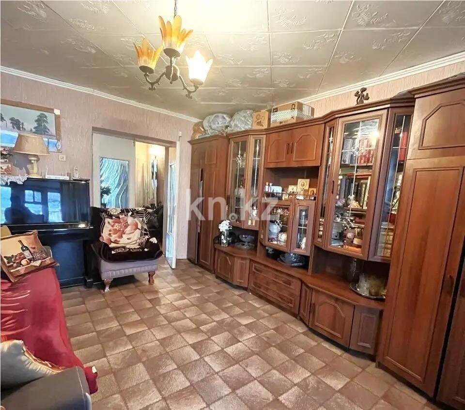 Продажа 3-комнатной квартиры, 60 м² в Караганде