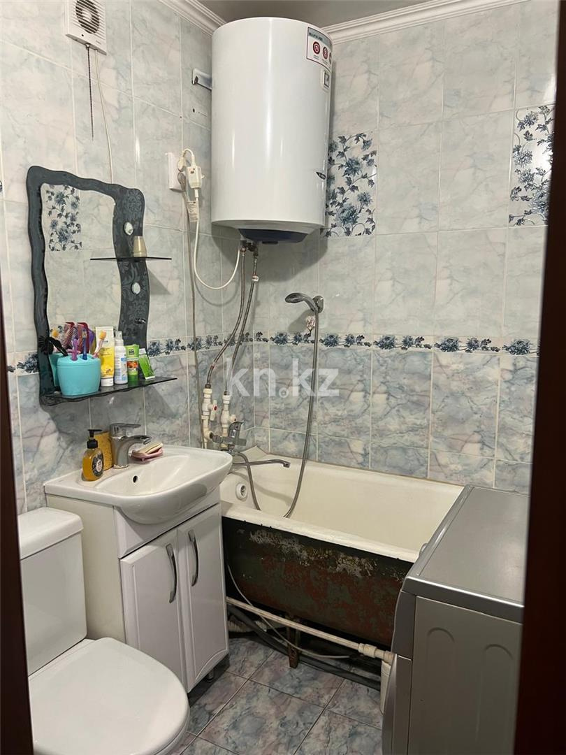 Продажа 1-комнатной квартиры, 32 м², ул. Бирюзова в Караганде - фото 4