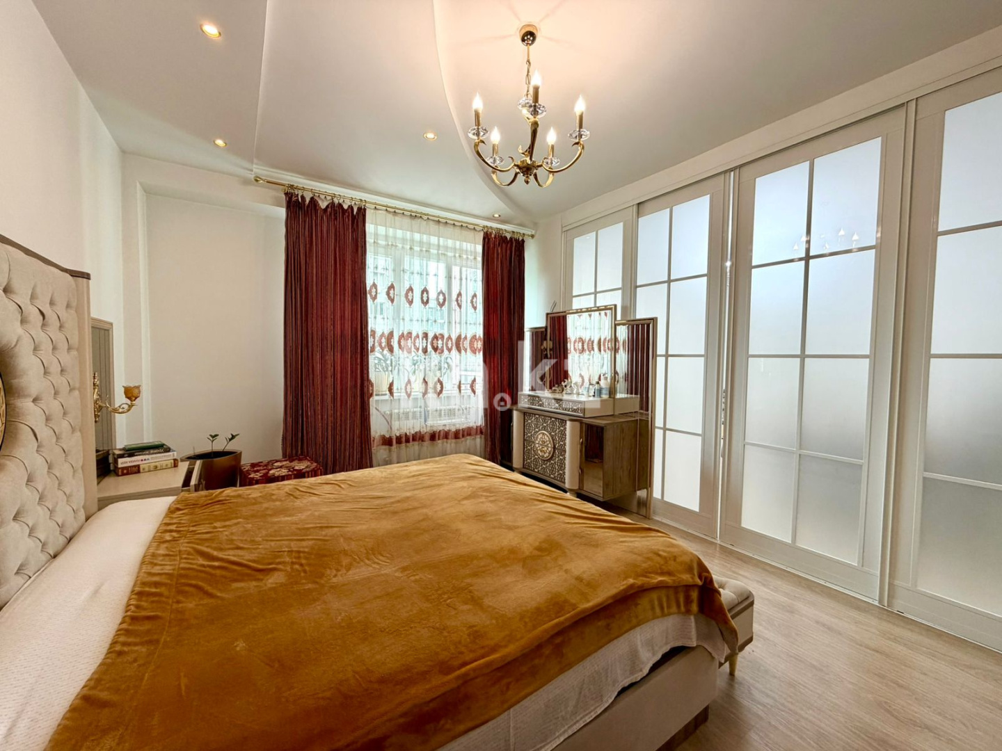 Продажа 4-комнатной квартиры, 138.6 м² - Продажа четырехкомнатных квартир в Алматы фото 8 из 31