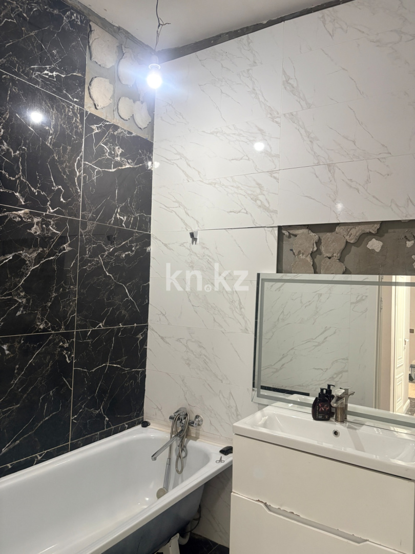 Продажа 4-комнатной квартиры, 110 м² в Караганде - фото 17