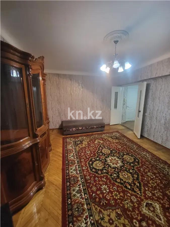 Продажа 1-комнатной квартиры, 40 м², ул. Валиханова, дом  83 в Алматы