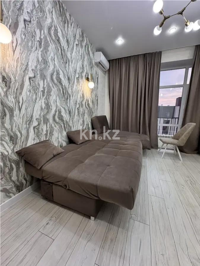 Продажа 3-комнатной квартиры, 92 м², ул. Дюсембекова, дом  83/2 в Караганде