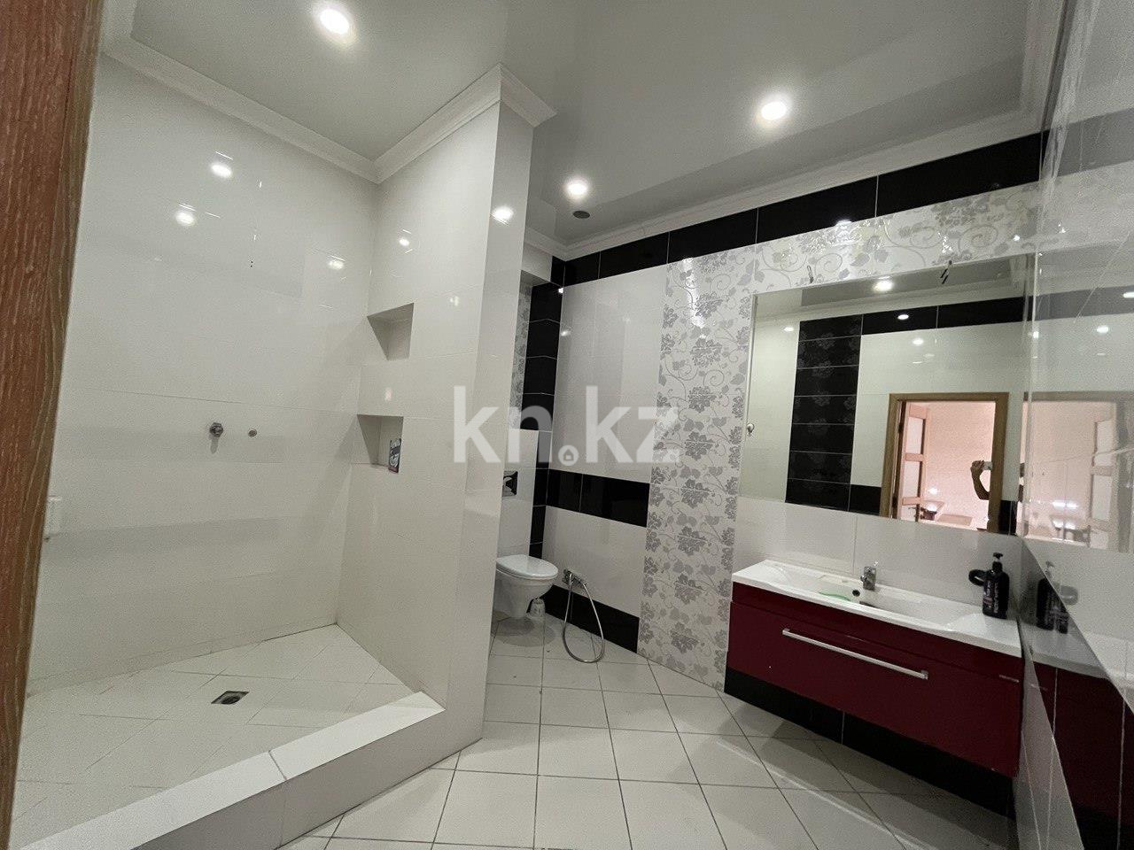 Продажа 8-комнатного дома, 478 м², ул. Жанибекова в Караганде - фото 19