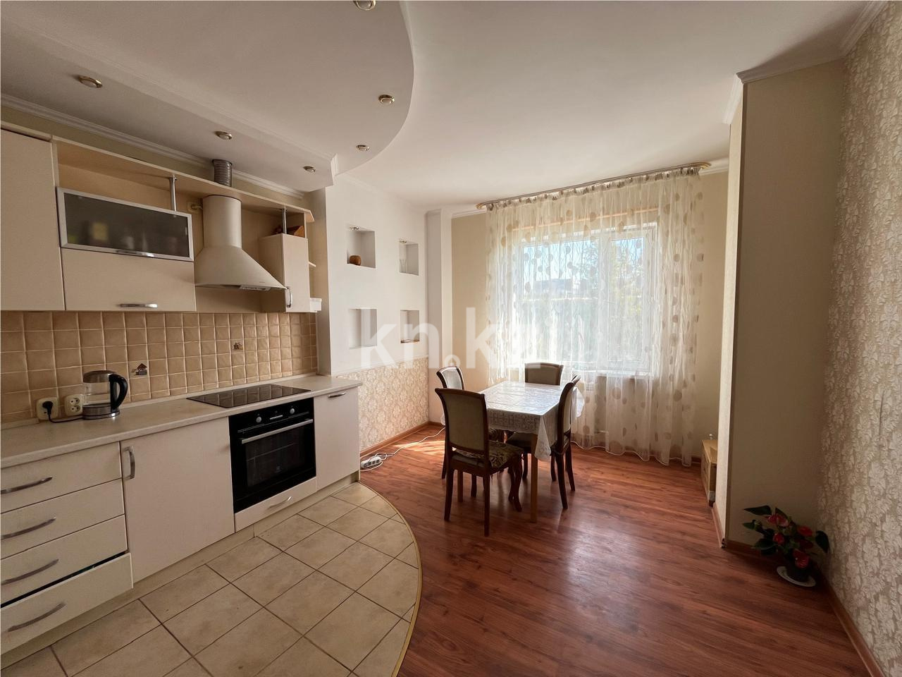 Продажа 3-комнатной квартиры, 92 м², пр. Шахтеров, дом  31а - Продажа квартир в Караганде фото 1 из 17