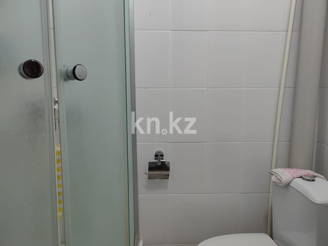 Продажа 10-комнатного дома, 650 м², ул. Джалиля - Продажа домов, коттеджей в Караганде с фото фото 6 из 35