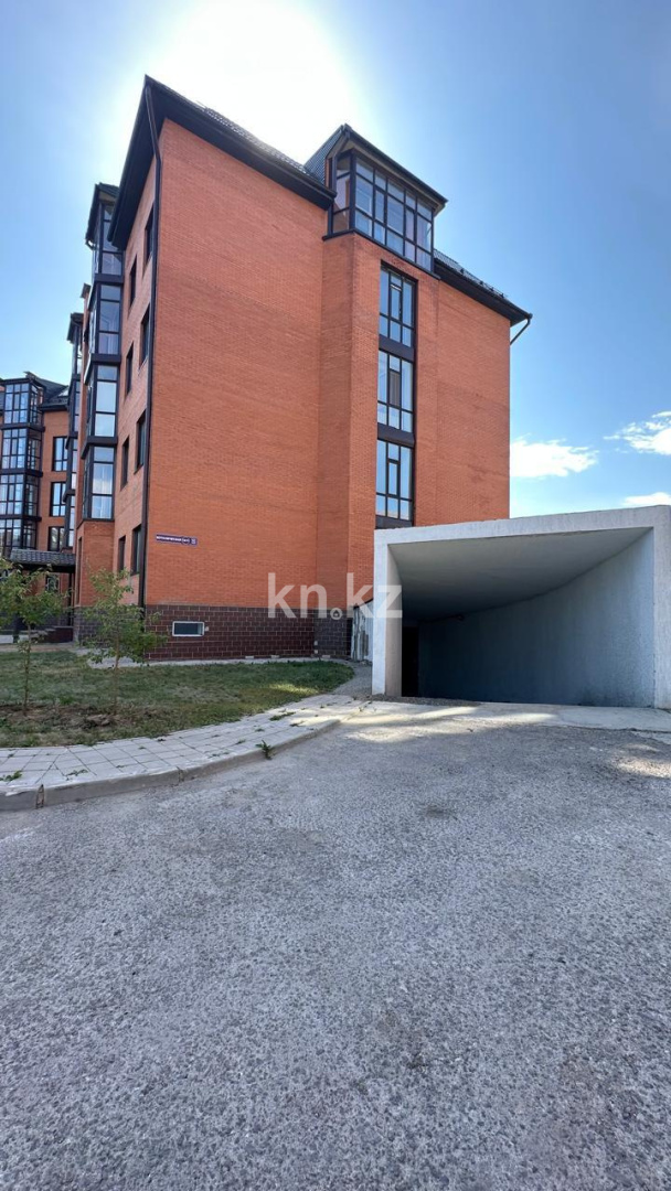 Продажа 4-комнатной квартиры, 207 м², ул. Ботаническая, дом  12/11 - Продажа квартир в Караганде с фото фото 5 из 16