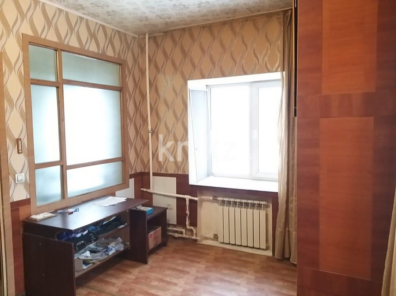 Продажа 2-комнатной квартиры, 43 м² - Продажа квартир в Караганде - страница 2 фото 10 из 19