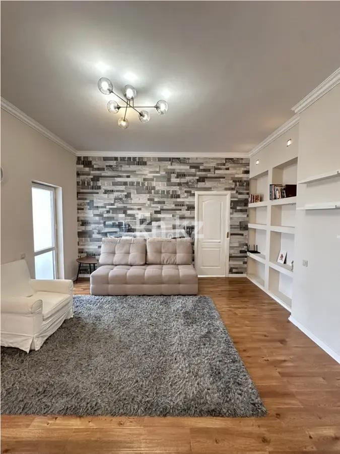 Продажа 3-комнатной квартиры, 70 м², ул. Нажимеденова, дом  10/4 - Продажа квартир в новостройках Астаны без посредников фото 1 из 8
