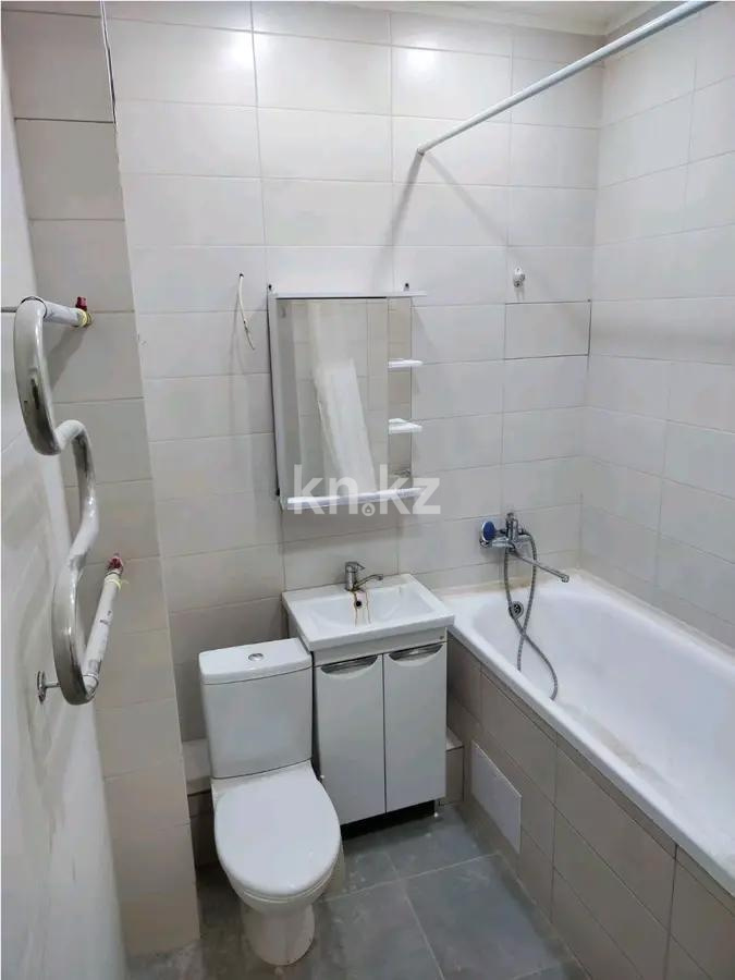 Продажа 1-комнатной квартиры, 40 м², ул. Карасай батыра, дом  156 в Алматы - фото 3