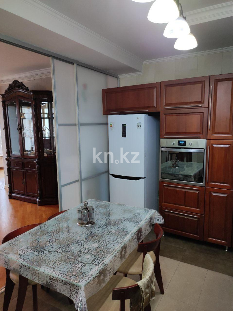 Аренда 3-комнатной квартиры, 175 м² - Аренда трехкомнатных квартир помесячно в Казахстане фото 15 из 21