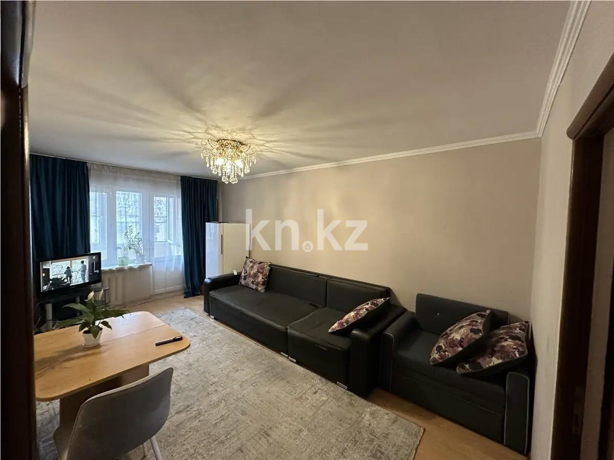Продажа 3-комнатной квартиры, 60 м², мкр-н Аксай-2, дом  22 - Продажа  трехкомнатных квартир в Алматы с фото фото 1 из 3