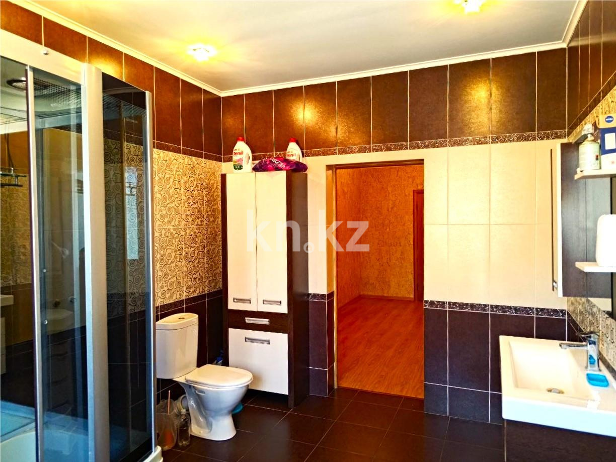 Продажа 7-комнатного дома, 260 м² в Караганде - фото 14