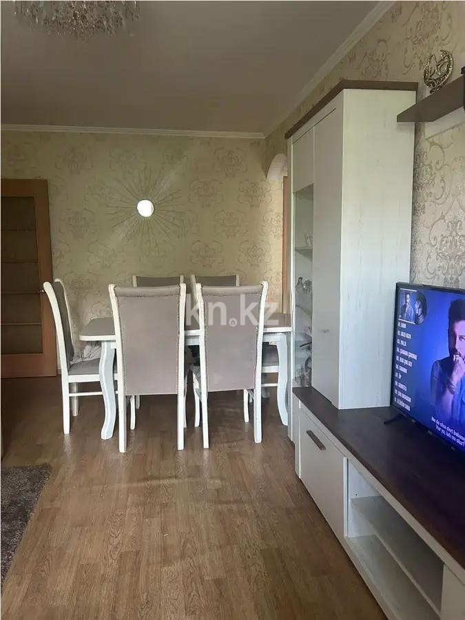 Продажа 3-комнатной квартиры, 60 м², мкр-н 10, дом  7 - Продажа квартир в Казахстане фото 1 из 4
