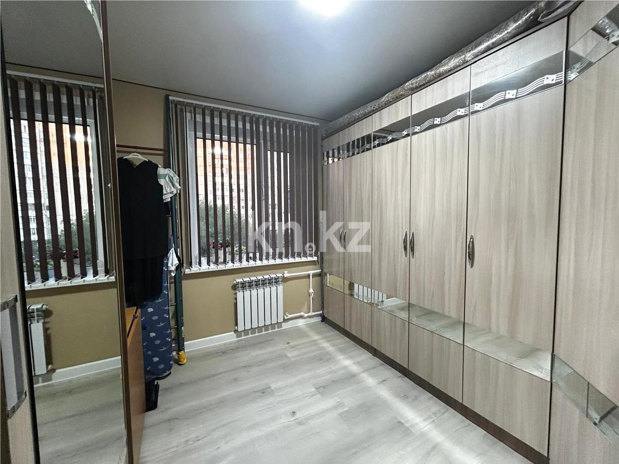 Продажа 5-комнатной квартиры, 96 м², мкр-н Голубые Пруды - Продажа  пятикомнатных квартир в Караганде фото 10 из 20