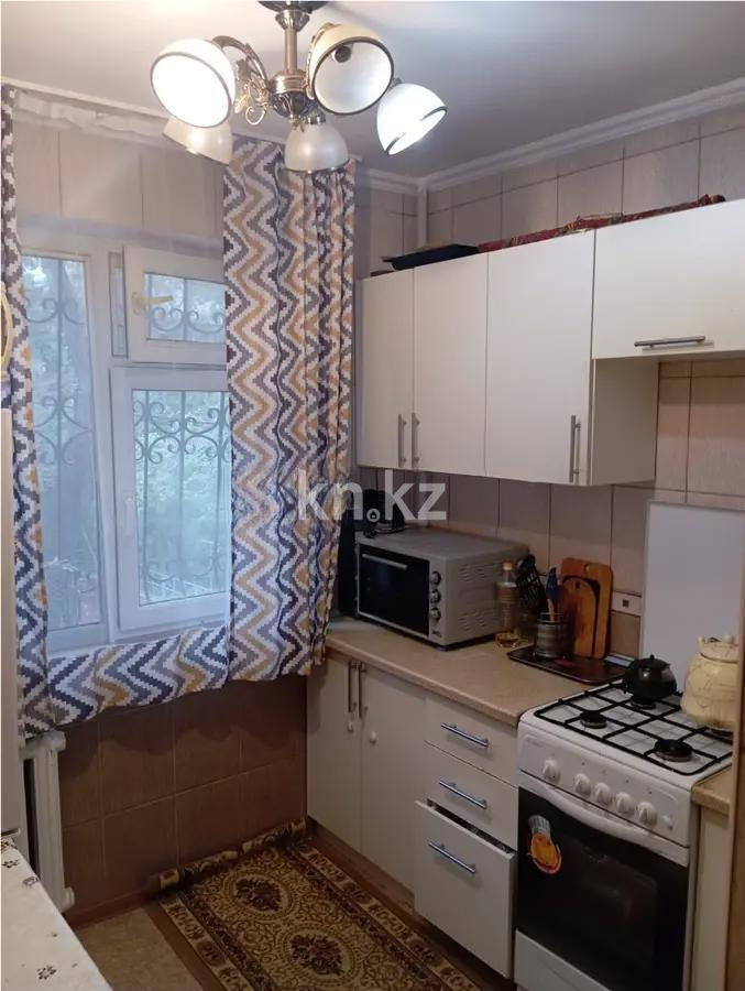 Продажа 3-комнатной квартиры, 58.6 м², мкр-н 10, дом  9 в Алматы - фото 4