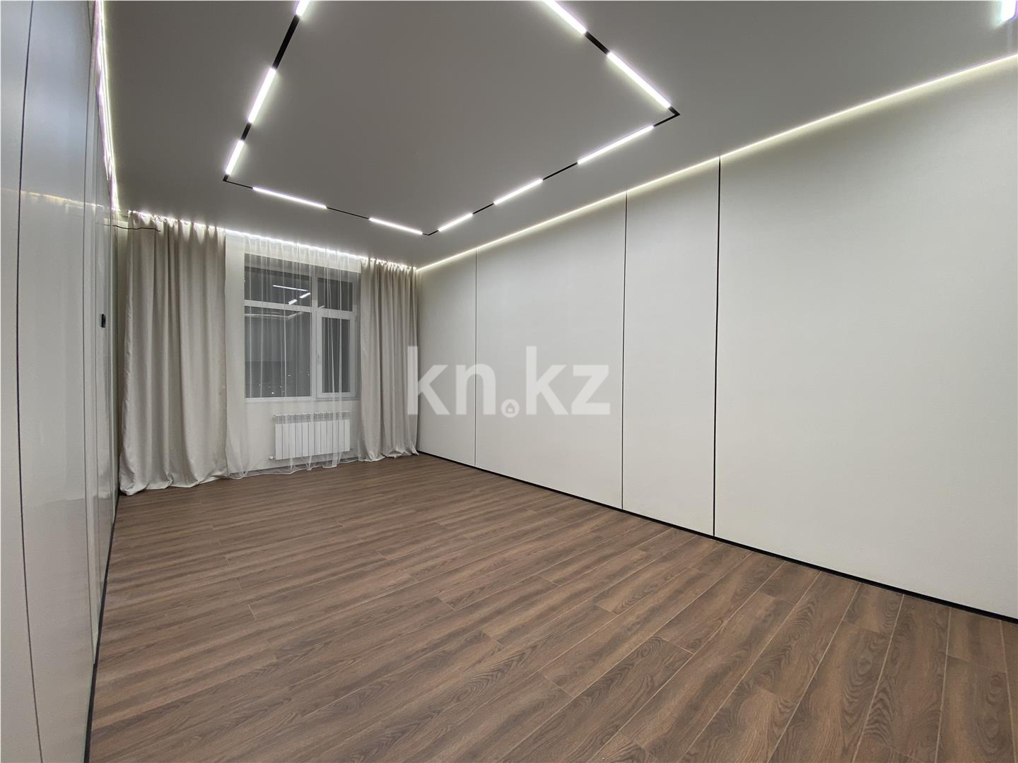 Продажа 3-комнатной квартиры, 77 м², ул. Букетова, дом  3/3 в Караганде - фото 6