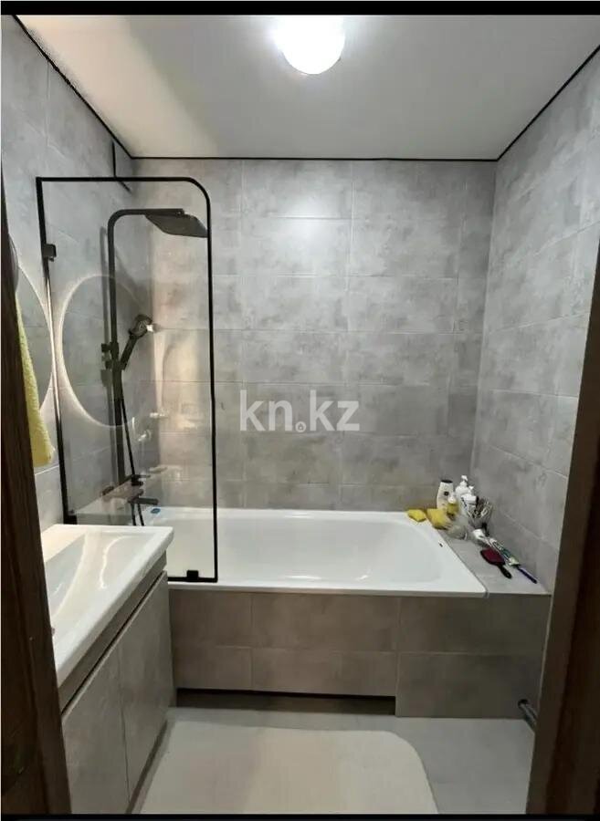 Продажа 2-комнатной квартиры, 78 м² в Караганде