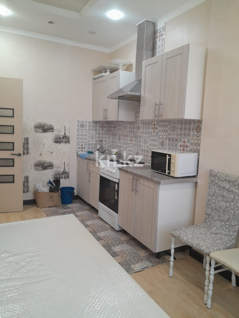 Аренда 2-комнатной квартиры, 60 м², ул. Керей, Жанибек хандар, дом  28 - Аренда квартир помесячно в Казахстане фото 1 из 10