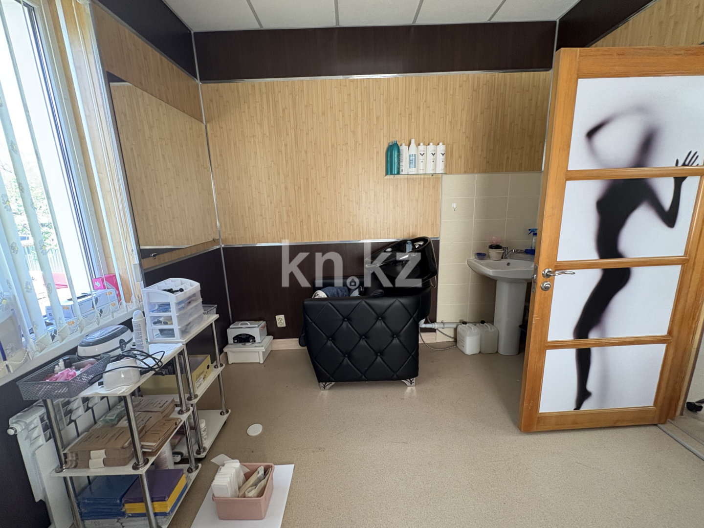 Продажа , 50 м², ул. Иванова-Сокольского, дом  11 - Жарокова Утепова - Продажа действующего бизнеса в Алматы с фото фото 4 из 9