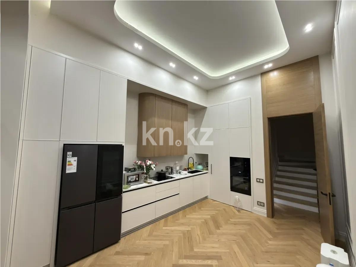 Продажа 5-комнатной квартиры, 237 м² в Алматы - фото 2