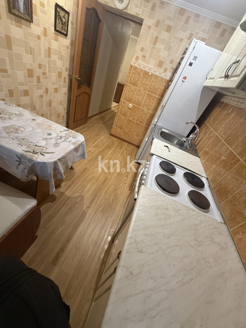 Продажа 3-комнатной квартиры, 63 м², ул. Аманжолова, дом  7 - Продажа квартир в Караганде фото 13 из 20