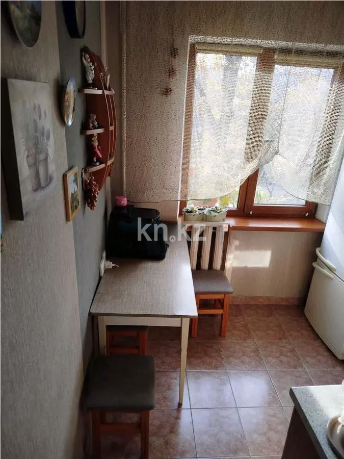 Продажа 3-комнатной квартиры, 58 м², мкр-н 10а, дом  9 в Алматы - фото 4