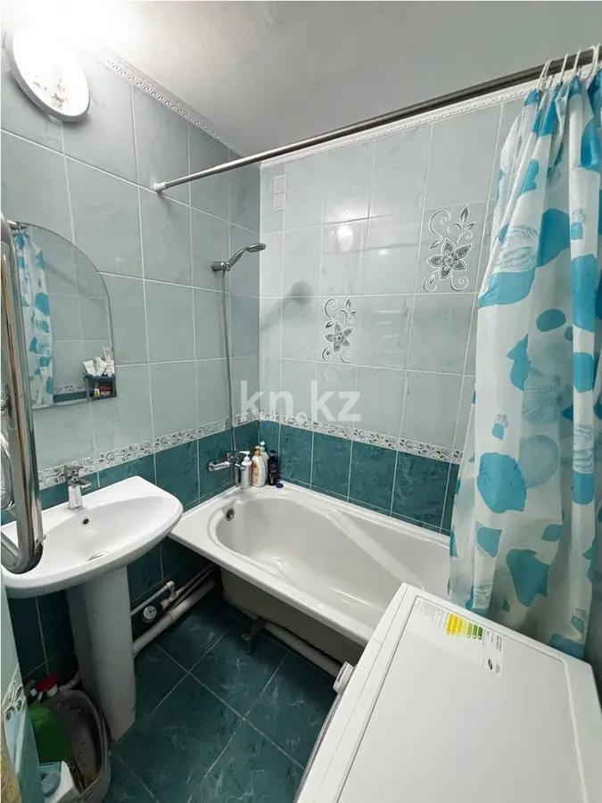 Продажа 3-комнатной квартиры, 62 м², ул. Гапеева, дом  1 - Продажа  трехкомнатных квартир в Караганде фото 6 из 7