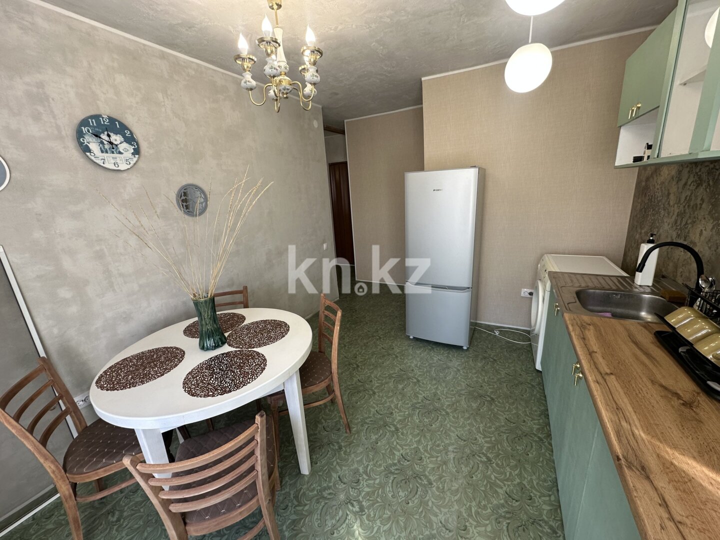 Продажа 3-комнатной квартиры, 67 м² в Караганде - фото 3