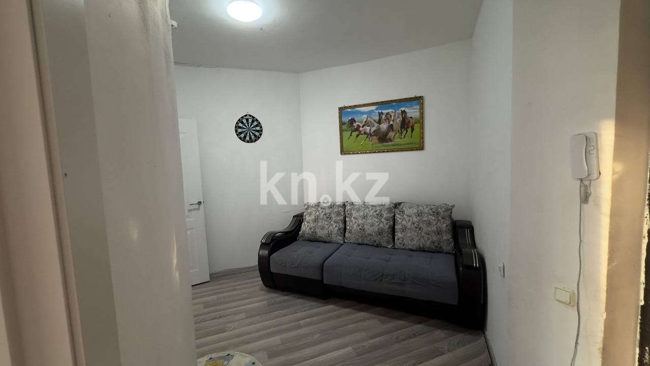 Аренда 1-комнатной квартиры, 42 м² в Астане