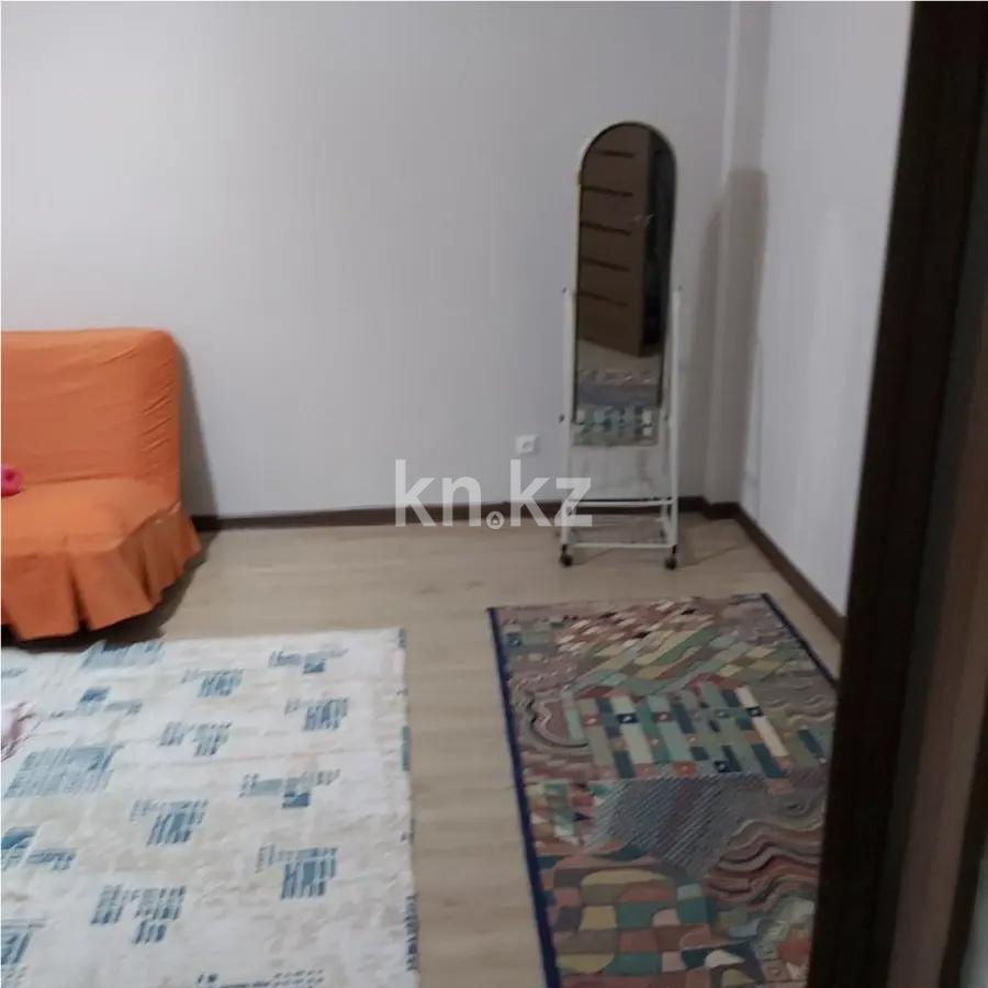 Продажа 1-комнатной квартиры, 38 м², ул. 24 Июня, дом  30 - Продажа квартир в Алматы фото 1 из 6