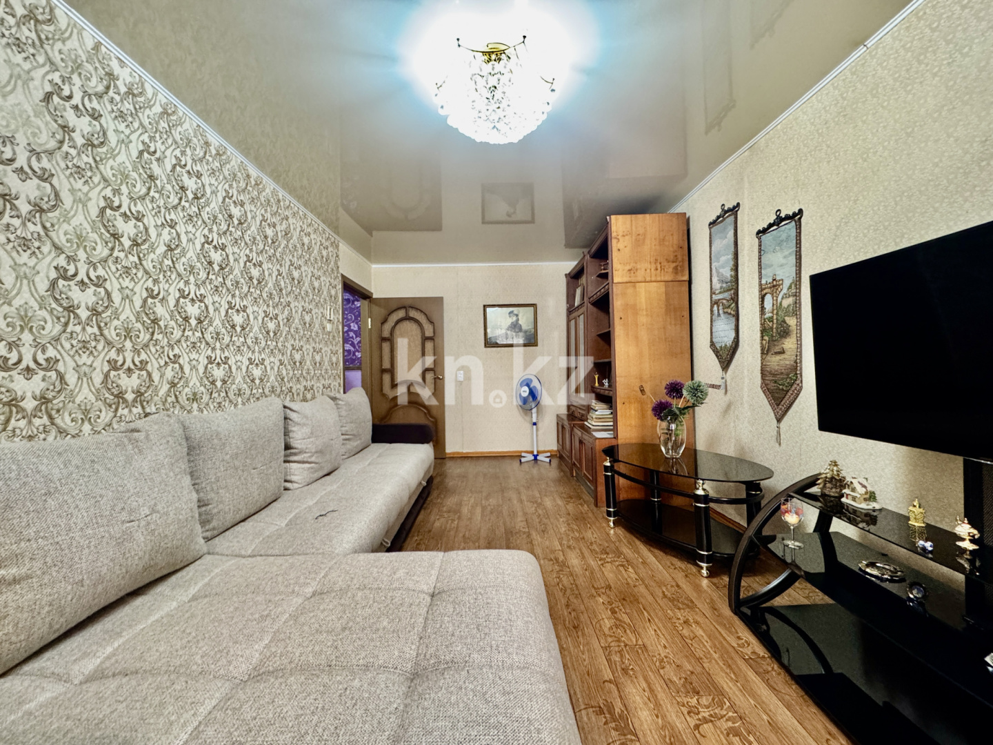 Продажа 2-комнатной квартиры, 43 м², ул. Ержанова, дом  37 фото 3 из 17 | kn.kz Продажа 2-комнатной квартиры, 43 м², ул. Ержанова, дом  37 - Продажа квартир в Караганде фото 3 из 17