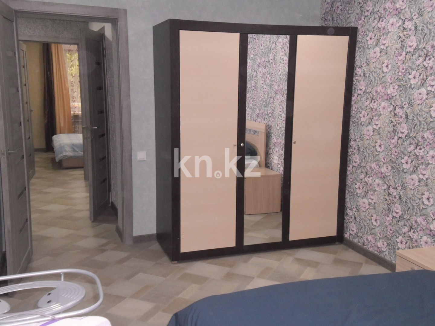 Аренда 3-комнатной квартиры посуточно, 78 м², ул. Набережная Славского, дом  48 - Аренда квартир посуточно в Усть-Каменогорске фото 4 из 24