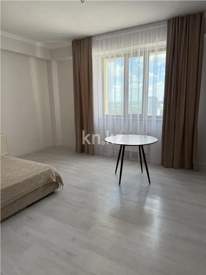 Продажа 1-комнатной квартиры, 41 м² в Астане