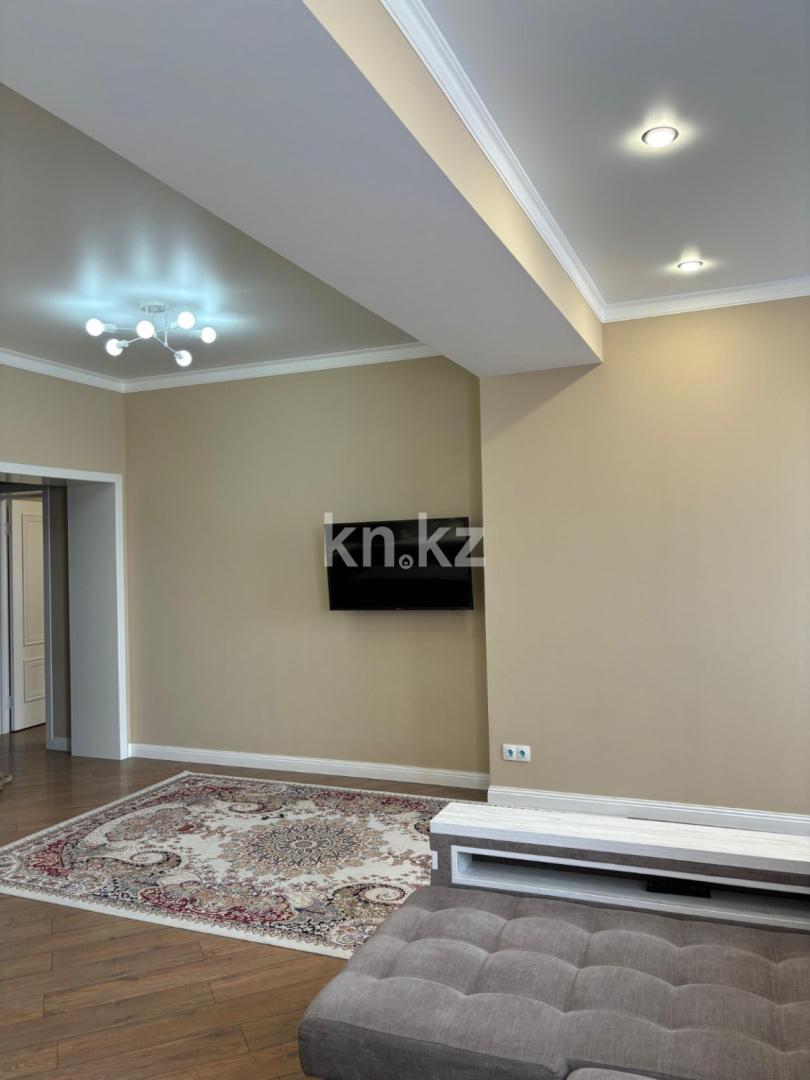 Продажа 2-комнатной квартиры, 74.1 м², ул. Бегалина в Алматы - фото 3