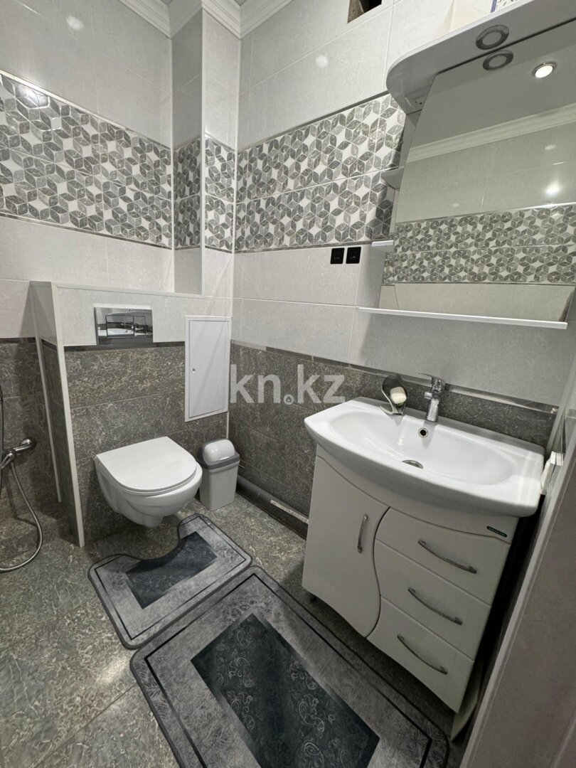 Продажа 3-комнатной квартиры, 95.4 м² в Уральске - фото 4