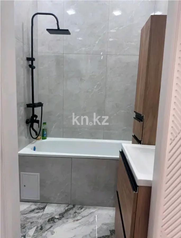 Продажа 3-комнатной квартиры, 91 м², пр. Кабанбай батыра, дом  57/2 - Продажа  трехкомнатных квартир в Астане без посредников фото 3 из 3