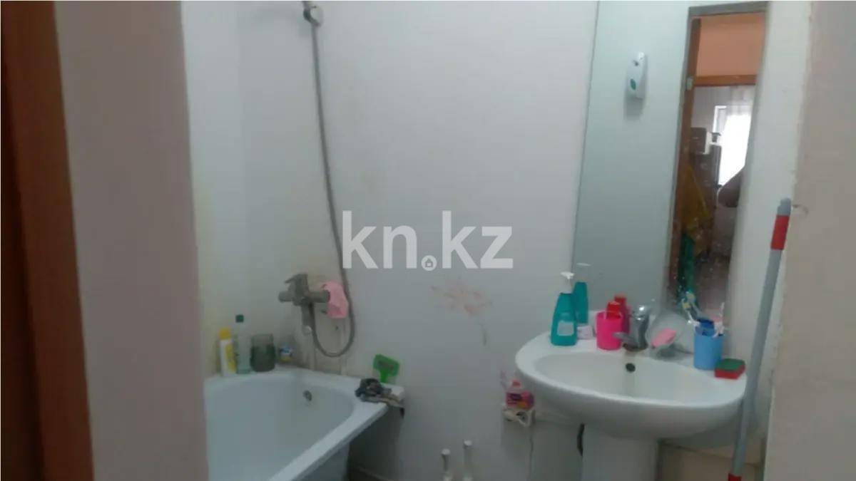 Продажа 2-комнатной квартиры, 48 м², мкр-н 14, дом  5/3 в Караганде - фото 5